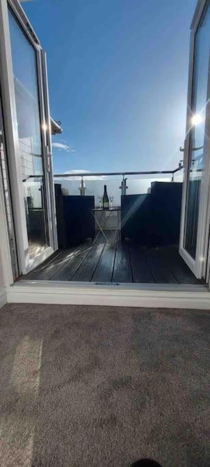 Modern 4 Bedroom House In Weymouth Sunny Corner Exterior photo