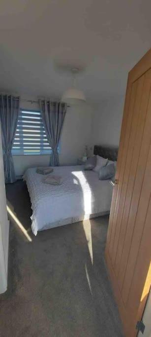Modern 4 Bedroom House In Weymouth Sunny Corner Exterior photo
